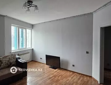 1-комнатная квартира, этаж 9 из 14, 43 м²