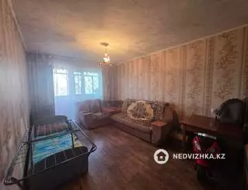 2-комнатная квартира, этаж 1 из 5, 49 м²