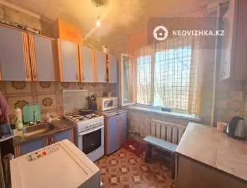 2-комнатная квартира, этаж 1 из 5, 49 м²