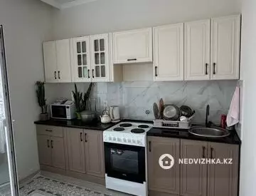 1-комнатная квартира, этаж 15 из 16, 43 м²