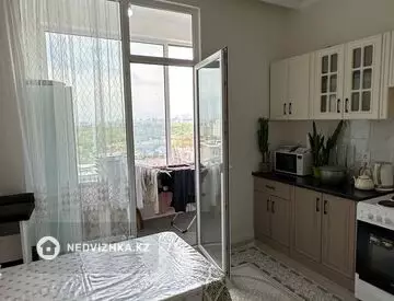 1-комнатная квартира, этаж 15 из 16, 43 м²