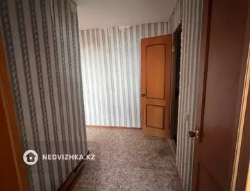3-комнатная квартира, этаж 6 из 6, 60 м²