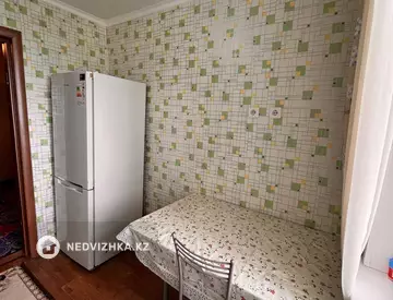 2-комнатная квартира, этаж 10 из 10, 55 м²