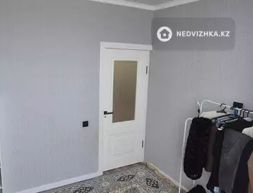 2-комнатная квартира, этаж 4 из 6, 45 м²