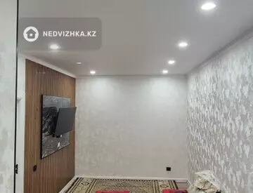 2-комнатная квартира, этаж 4 из 6, 45 м²
