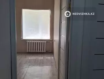 1-комнатная квартира, этаж 1 из 9, 37 м²