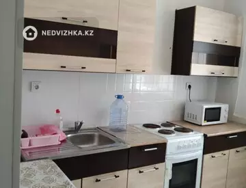 1-комнатная квартира, этаж 1 из 9, 39 м²