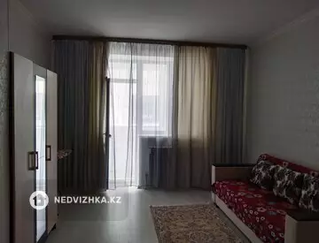 1-комнатная квартира, этаж 1 из 9, 39 м²