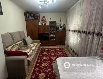 1-комнатная квартира, этаж 2 из 4, 18 м²