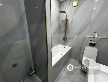 1-комнатная квартира, этаж 2 из 12, 33 м²