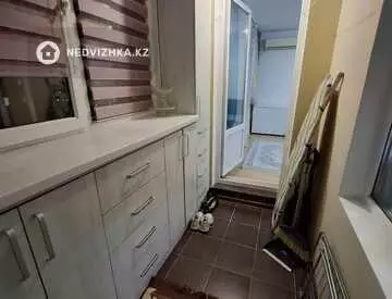 2-комнатная квартира, этаж 10 из 19, 67 м²