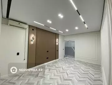 2-комнатная квартира, этаж 2 из 5, 55 м²