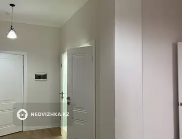 2-комнатная квартира, этаж 13 из 20, 84 м²