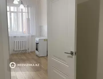 2-комнатная квартира, этаж 13 из 20, 84 м²