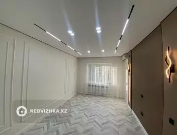 2-комнатная квартира, этаж 2 из 5, 55 м²