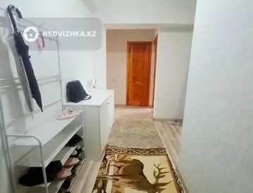 2-комнатная квартира, этаж 2 из 5, 64 м²