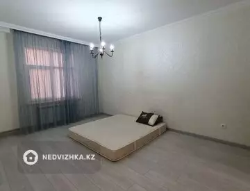 3-комнатная квартира, этаж 5 из 7, 126 м²