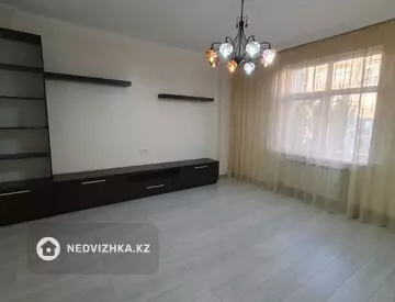 3-комнатная квартира, этаж 5 из 7, 126 м²