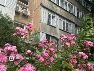 2-комнатная квартира, этаж 4 из 4, 48 м², На длительный срок