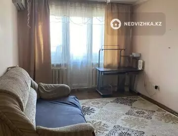 3-комнатная квартира, этаж 4 из 4, 60 м², На длительный срок