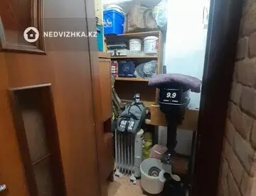 2-комнатная квартира, этаж 2 из 4, 54 м²