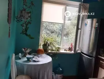 2-комнатная квартира, этаж 4 из 4, 46 м²