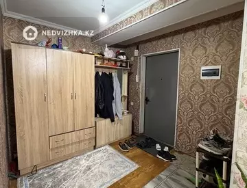 3-комнатная квартира, этаж 2 из 9, 76 м²