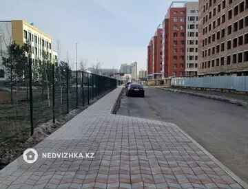 2-комнатная квартира, этаж 3 из 3, 32 м²