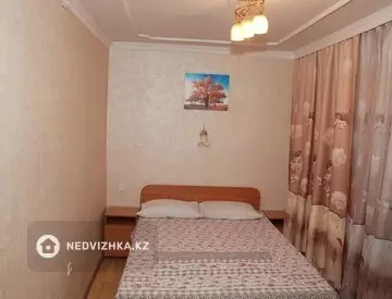 2-комнатная квартира, этаж 3 из 3, 43 м², Посуточно