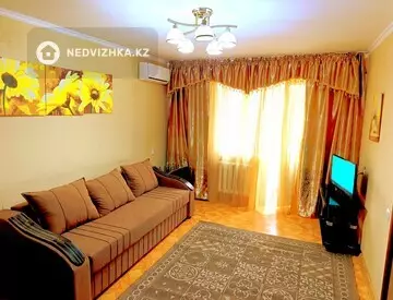 1-комнатная квартира, этаж 2 из 4, 33 м², Посуточно