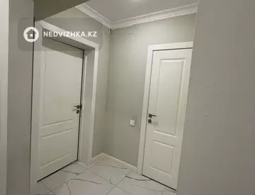 4-комнатная квартира, этаж 1 из 9, 95 м²