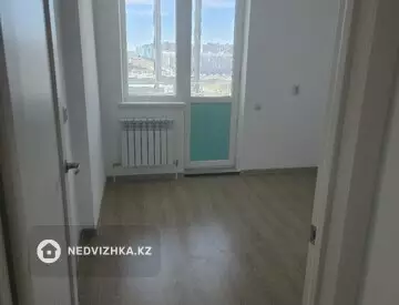 1-комнатная квартира, этаж 7 из 14, 38 м²