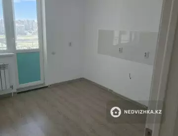 1-комнатная квартира, этаж 7 из 14, 38 м²