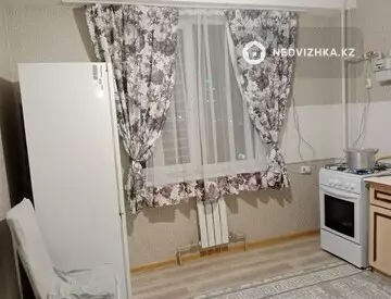 1-комнатная квартира, этаж 8 из 9, 49 м², На длительный срок