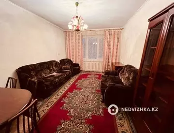 3-комнатная квартира, этаж 1 из 5, 75 м², На длительный срок