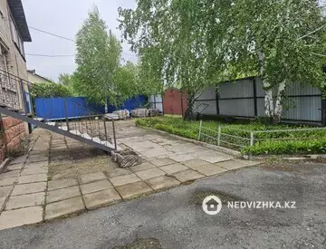 5-комнатный дом, 10 соток, 270 м²