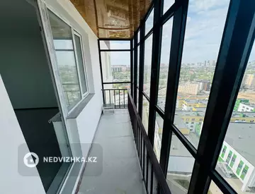 1-комнатная квартира, этаж 21 из 24, 28 м²