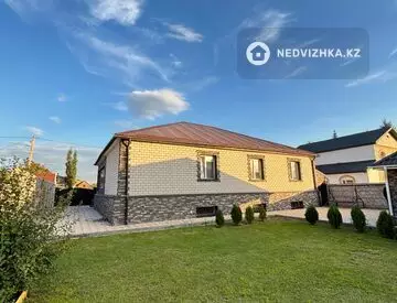 4-комнатный дом, 6 соток, 288 м²