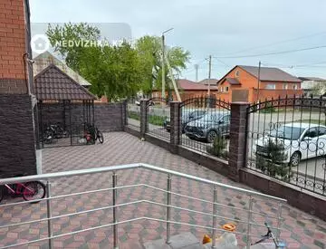 2-комнатная квартира, этаж 5 из 6, 54 м²