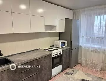 1-комнатная квартира, этаж 5 из 9, 42 м²