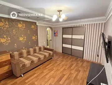 2-комнатная квартира, этаж 10 из 10, 52 м²