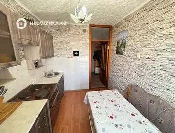 4-комнатная квартира, этаж 10 из 10, 86 м²