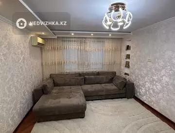 4-комнатная квартира, этаж 8 из 9, 80 м²
