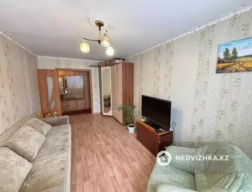 3-комнатная квартира, этаж 1 из 6, 70 м²