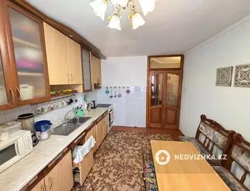 3-комнатная квартира, этаж 1 из 6, 70 м²