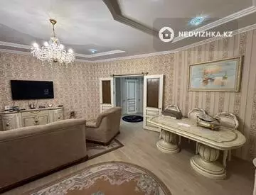 3-комнатная квартира, этаж 4 из 5, 100 м²
