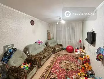 3-комнатная квартира, этаж 9 из 9, 68 м²