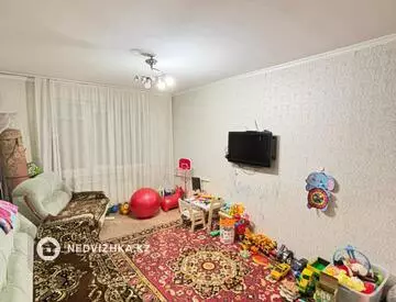 3-комнатная квартира, этаж 9 из 9, 68 м²