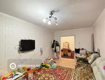 3-комнатная квартира, этаж 9 из 9, 68 м²