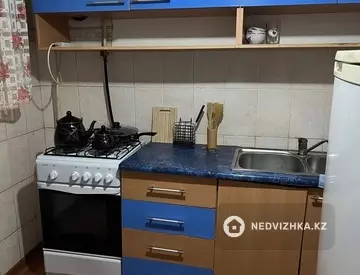 1-комнатная квартира, этаж 4 из 5, 42 м², По часам